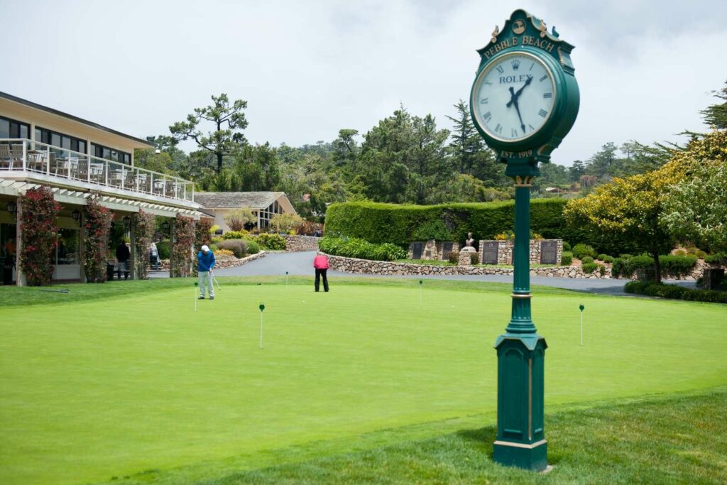 Rolex clocks at online golf courses