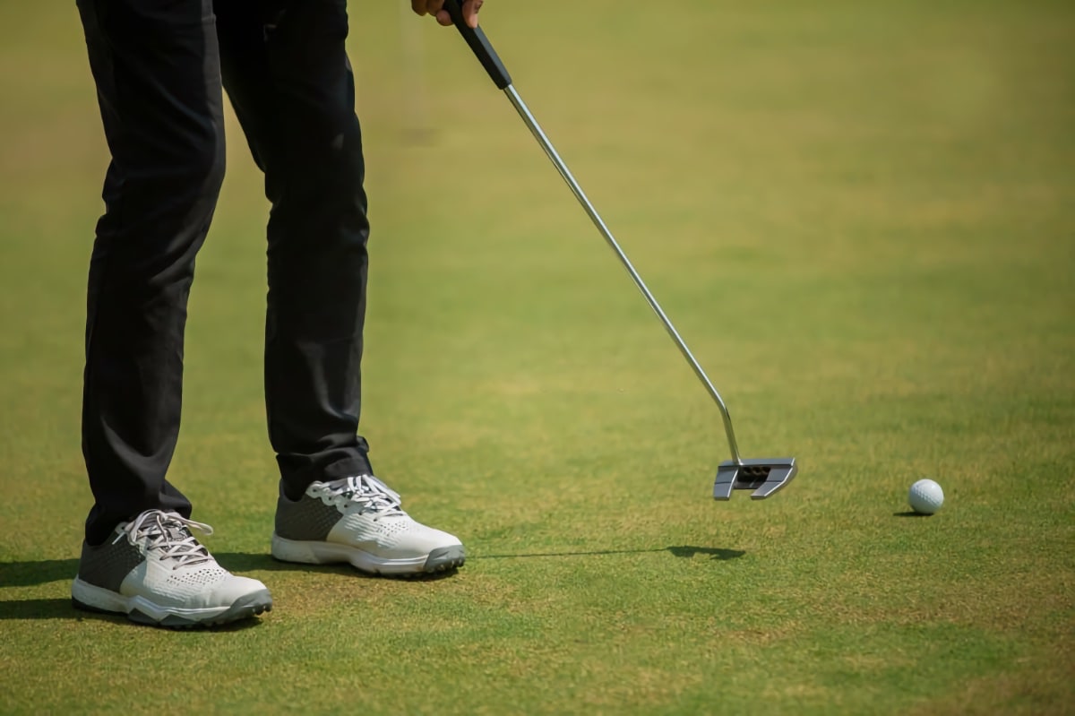 Can a Heavy Putter Shaft Improve Your Putting Stroke?