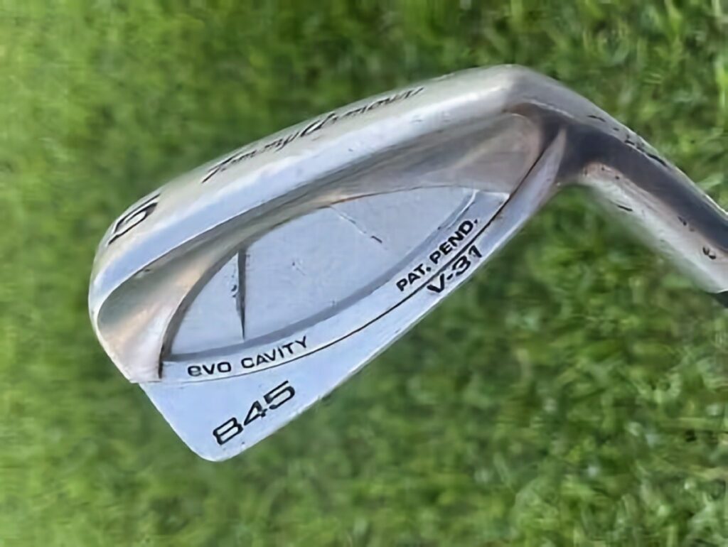 tommy armour 845 v-31 irons